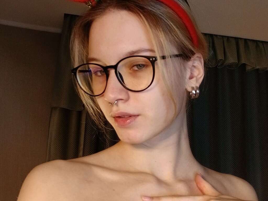 ClydeCronon's Webcam 