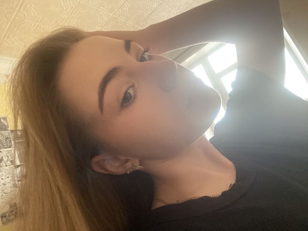 CrystalMarsalis's Webcam 