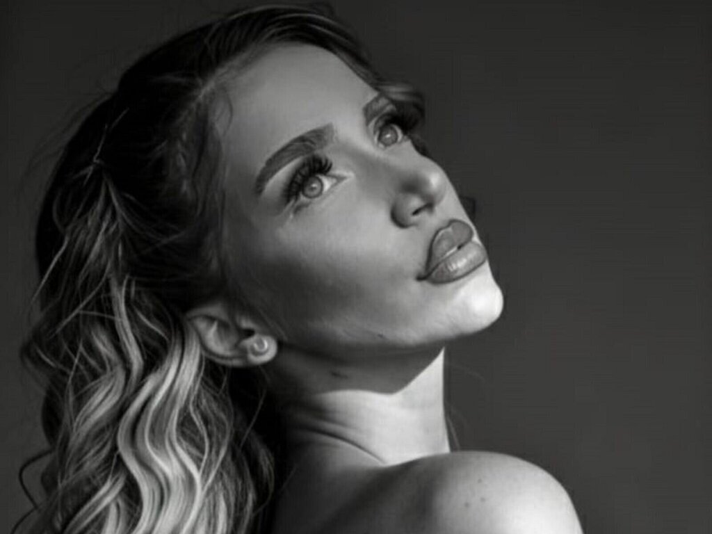 TiffanyAddams's Webcam 